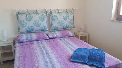 Attic with sea view just 30 meters from the beaches with parking space in the courtyard!
