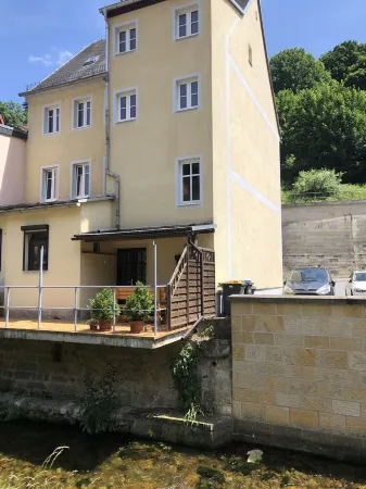 Frisch Renovierte, Gemütliche und Ruhige Ferienwohnung für Naturliebhaber