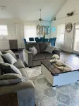Cozy Coastal Cottage at Bethany will be your yearly tradition!