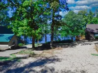 Acorn Timbers Apartment - Lakefront apartment with pier on Lake O' the Pines.