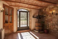 Masia 40 minutes from Barcelona and 20 minutes from the beaches of Sitges