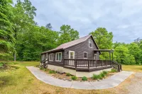 Secluded 3Br Cabin • Fire Pit • RV Parking • Near Tippy DAM & Big-M Trails - 3-Star