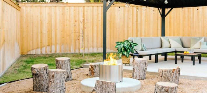 Modern & Serene Home in Midland - Fast WiFi, King Beds, RO, Gazebo, & Firepit Các khách sạn ở Midland