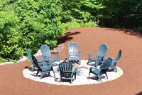 Beautiful Log Home in Suissevale on Lake Winnipesaukee with Beach Access