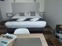 Brit Hotel l'Arrivée Guingamp Hotels in Guingamp