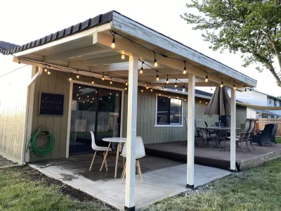 Comfy Cozy Casa Hotels near Medford Volkswagen Service Center
