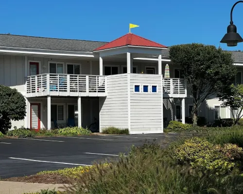 Celestial Pointe Condominium 1 Bedroom 1 Bathroom, Sleeps 4 @ Northern Lights Hotels in Douglas