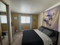 One bedroom top floor condo with Mountain View from bedroom