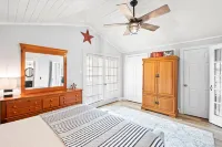 Nautical Updated Cottage Sleeps 4, Steps away from the Beach!