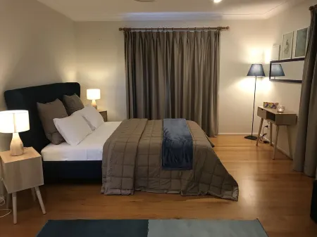 Best location on the mountain! 2 min from Gallery Walk and all place of interest