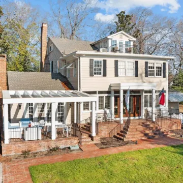 Historic Gem, Steps from UNC & on Franklin St