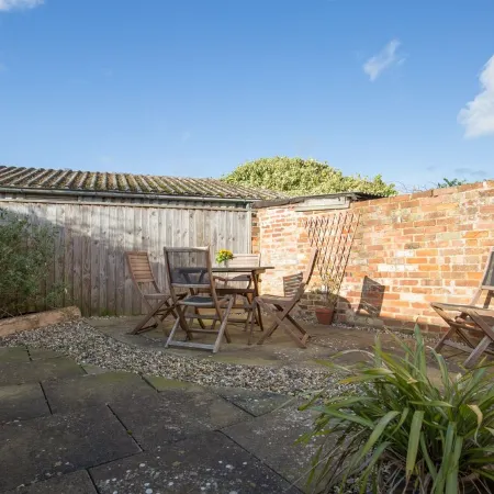 Charming cottage on North Norfolk coast