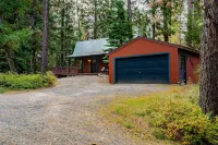 Cozy Cabin in McCall Hotels near Whitetail