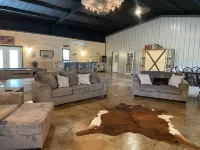 The Rustic Udder-3 Queen 2 Twin/1 bath 15 min to Choctaw Casino