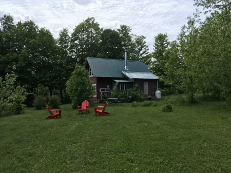 Beautiful cottage on scenic Adirondack hobby farm