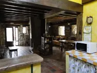 Cottage (full rental) for 8 people