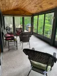 4bd/3b -Tranquil Lakefront rental neighboring Lake Winnipesaukee & Squam
