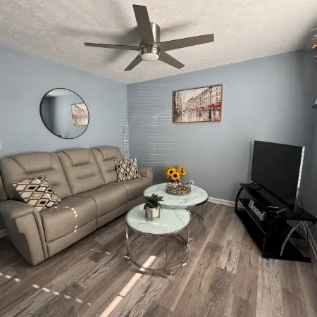 Centrally located in Shelbyville, just 1/4 mile from the Horse Show Grounds.