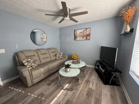 Centrally located in Shelbyville, just 1/4 mile from the Horse Show Grounds.