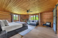 25p Mountain Retreat on 5.2 acres w Pool/Spa/Movie Theatre/Gameroom 5m from DT