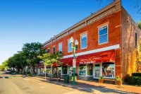 Olde Town Gold-2 bed/1 bath in Olde Town Arvada