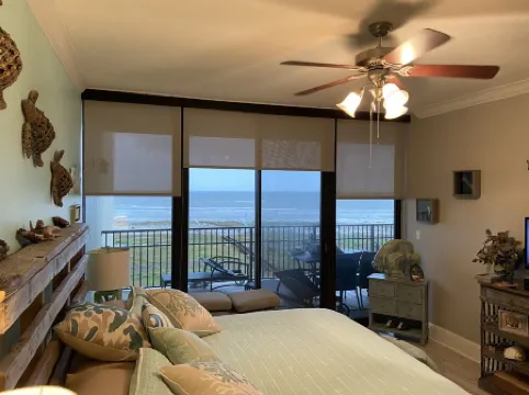 Family Friendly Beautiful Beach Front Unit!