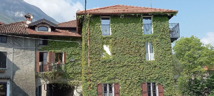Little House on the Bridge - See Reviews of charming stays in history! Hotel di Menaggio