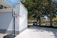 Charming Historic Home with chef's kitchen formal dining, sitting room, & patio Hotels in Payson