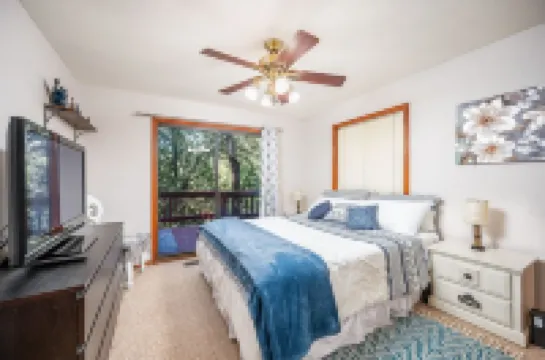 Spacious+Amazing view+Game room+Dog friendly, 5min to Lake