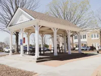 Beautiful Modern 3 Bedroom Home in Woodstock, GA Hotels in Woodstock