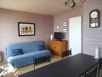 Appartement LE Large Face MER et Plage Avec Balcon