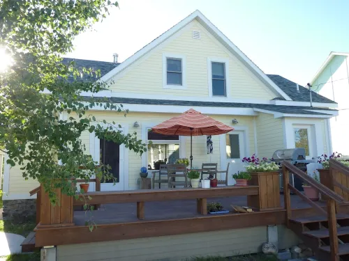 Beautiful 2BR, 2BA Condo in Historic Downtown Home Sleeps 4