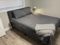 Modern, no street noise, central location!