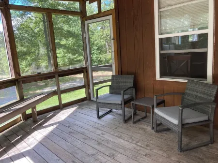 Welcome To Our Cozy And Private Ozark Mountains Cottage.