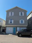 Pelican's Loft: Steps from the Beach Access