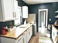 Modern Duplex: 3 Br w/ King Suite & Spacious Yard