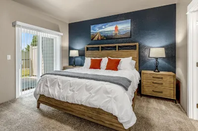 U4 - Peloton Bike - Stunning Themed Home -  2 King Beds - Fast 1G WiFi