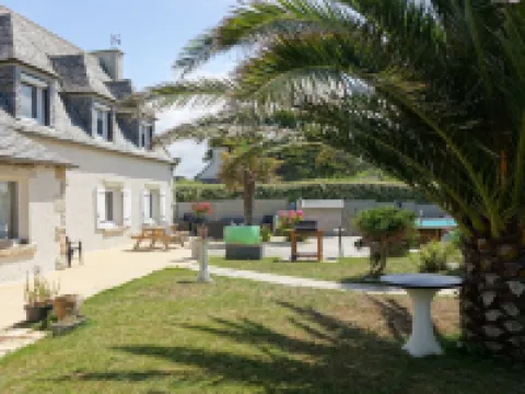 VILLA Sea view, Swimming pool, 50 m from the beach Hotels in Santec