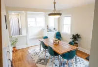 Downtown, beautifully remodeled entire home