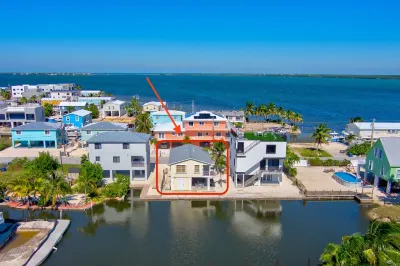 Boater's Paradise with Boat Dock / Quick Open Water Access Hotel in zona Old Wooden Bridge Guest Cottages & Marina