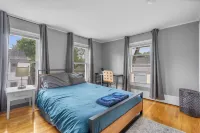 Manchester 1-Bedroom Oasis APT Near Downtown Main Street. Pet-Friendly! Hotel in zona Case Mountain