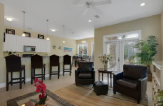 3-bedroom + Bonus Bunk Room cottage just steps from Miramar Beach