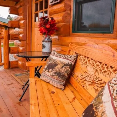 The Bunkhouse at J&J Cabins