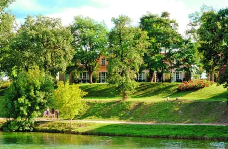 Duplex du lac Отели в г. Монфланкен