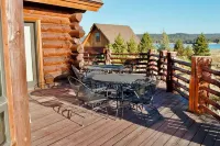 Handcrafted Log Cabin On Island Park Reservoir With Beautiful Views & Hot Tub!