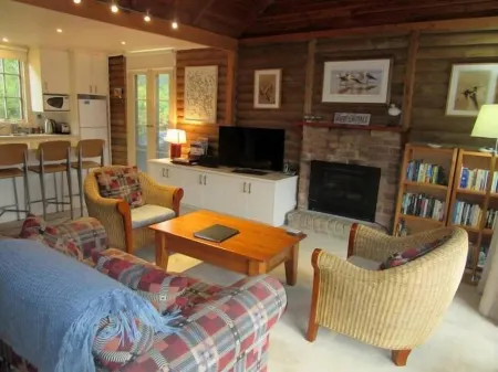 Surf Cottage - Luxury beach getaway Отели в г. Ошен Гров