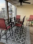 BEAUTIFUL 2BD/2BATH CONDO
