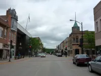 Driftless Loft in the heart of Downtown Decorah, IA Hotels in Decorah