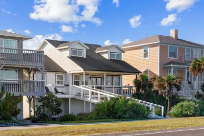 Modern Beachfront Luxury Retreat W Ocean Views Hotels near First Baptist Church Of Flagler Beach