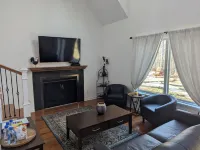 Brand new 3BR home on 10 wooded acres near Lake Lanier